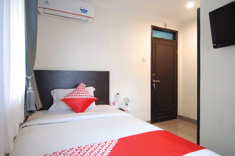 Oyo 202 Kuwera Inn Bandung Exterior foto